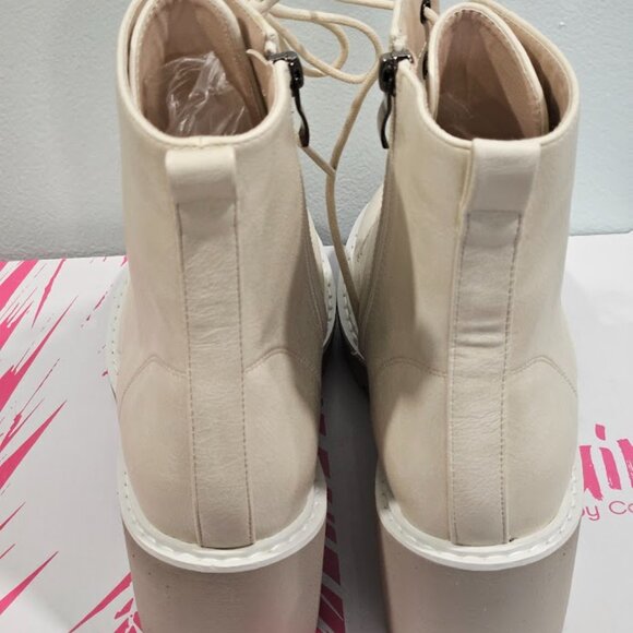Hey Girl by Corky's Size 9 Ghosted Cream Women's New in Box Wedge Boots - Picture 5 of 14
